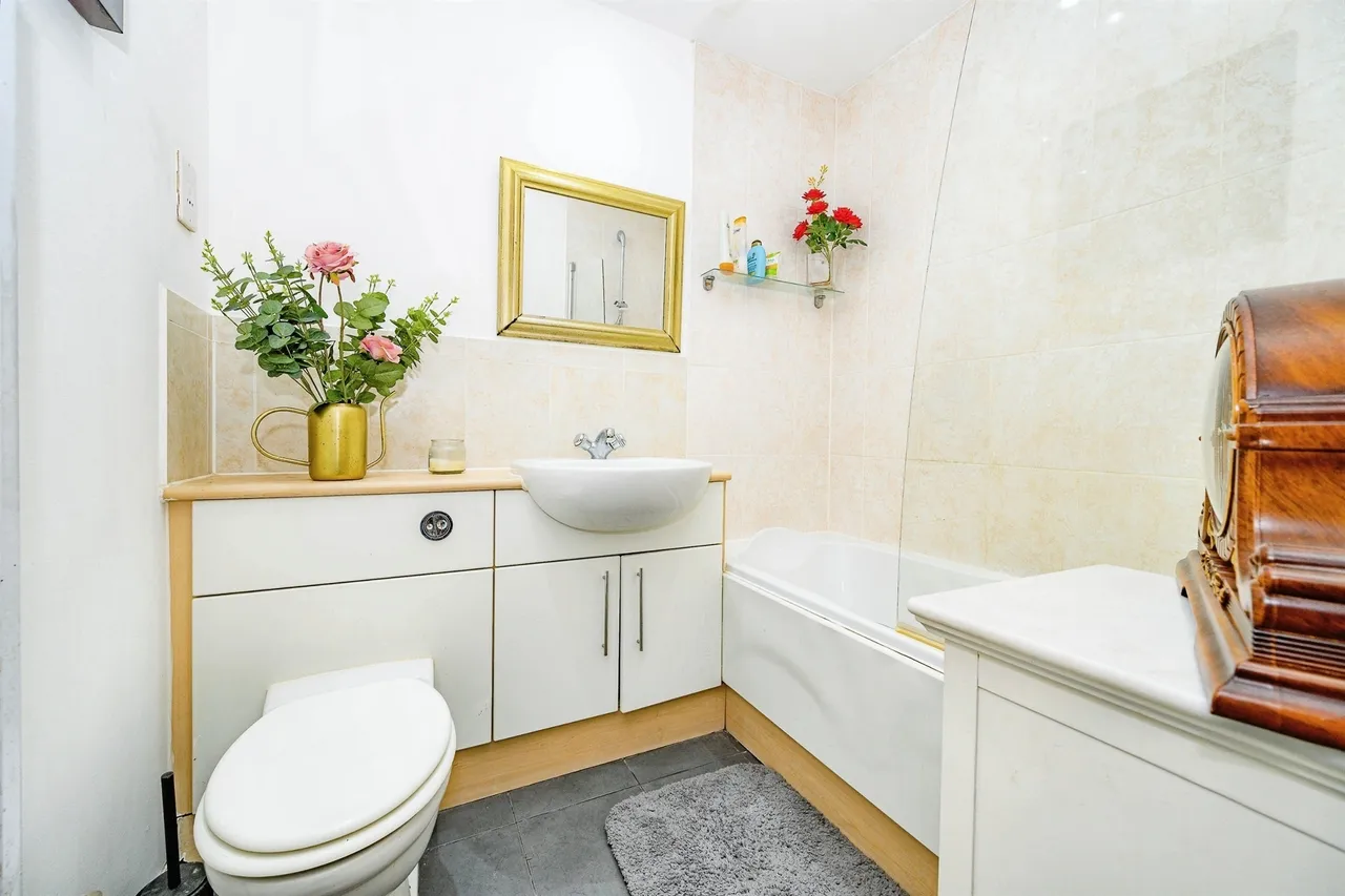 Parkhouse Court, Hatfield, AL10, photo 8