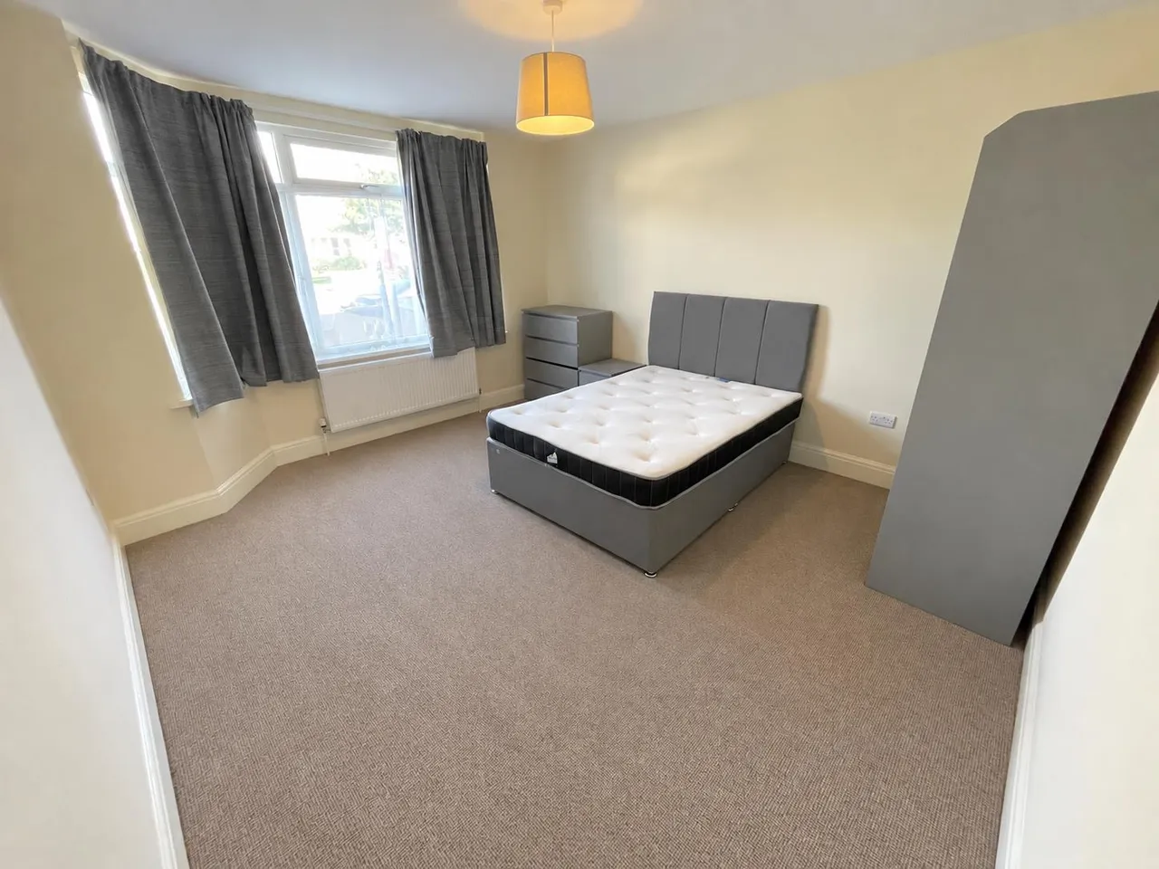 Frome Valley Road, Bristol, BS16, photo 2