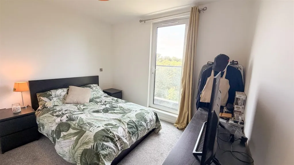 Farnborough Road, Farnborough, photo 9