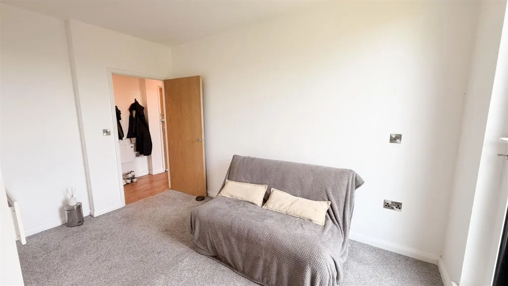 Farnborough Road, Farnborough, photo 8