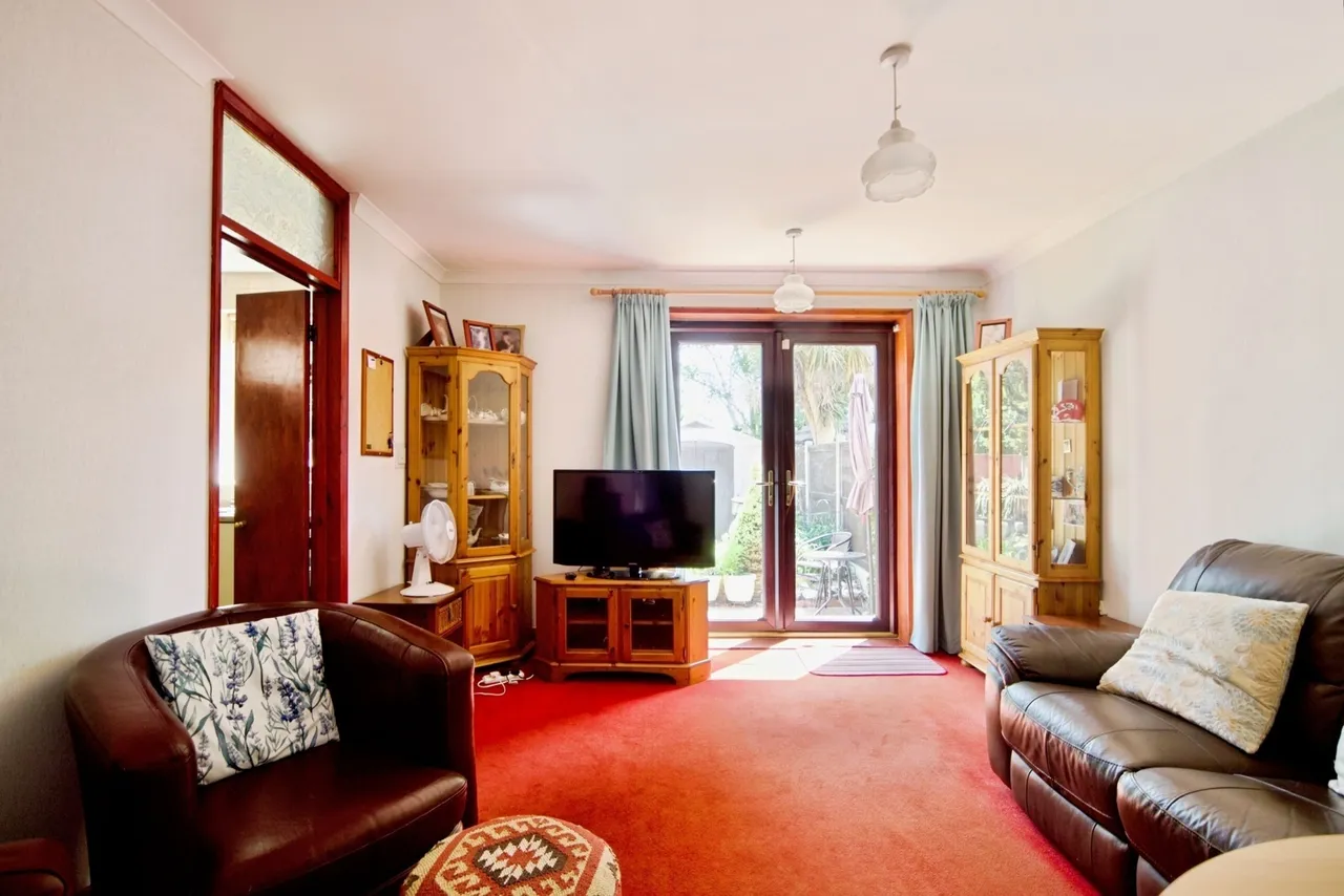 Porters Avenue, Dagenham, RM9, photo 10