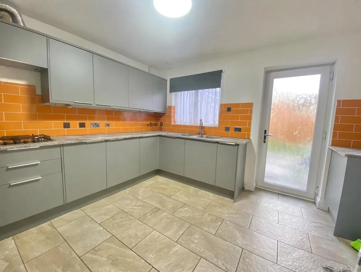 Hedingham Road, Chafford Hundred, RM16, photo 2