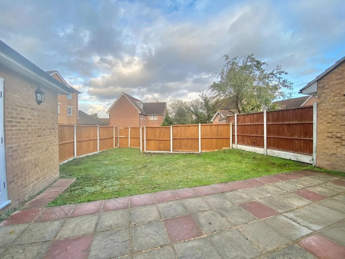 Hedingham Road, Chafford Hundred, RM16, photo 18