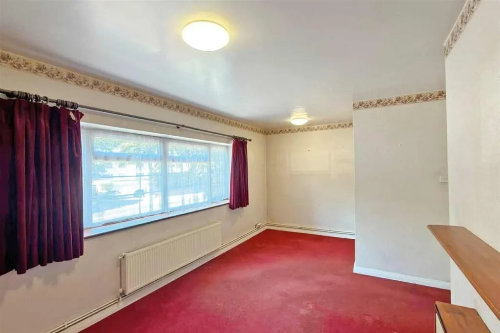 Brighton Road, Purley, CR8, photo 4