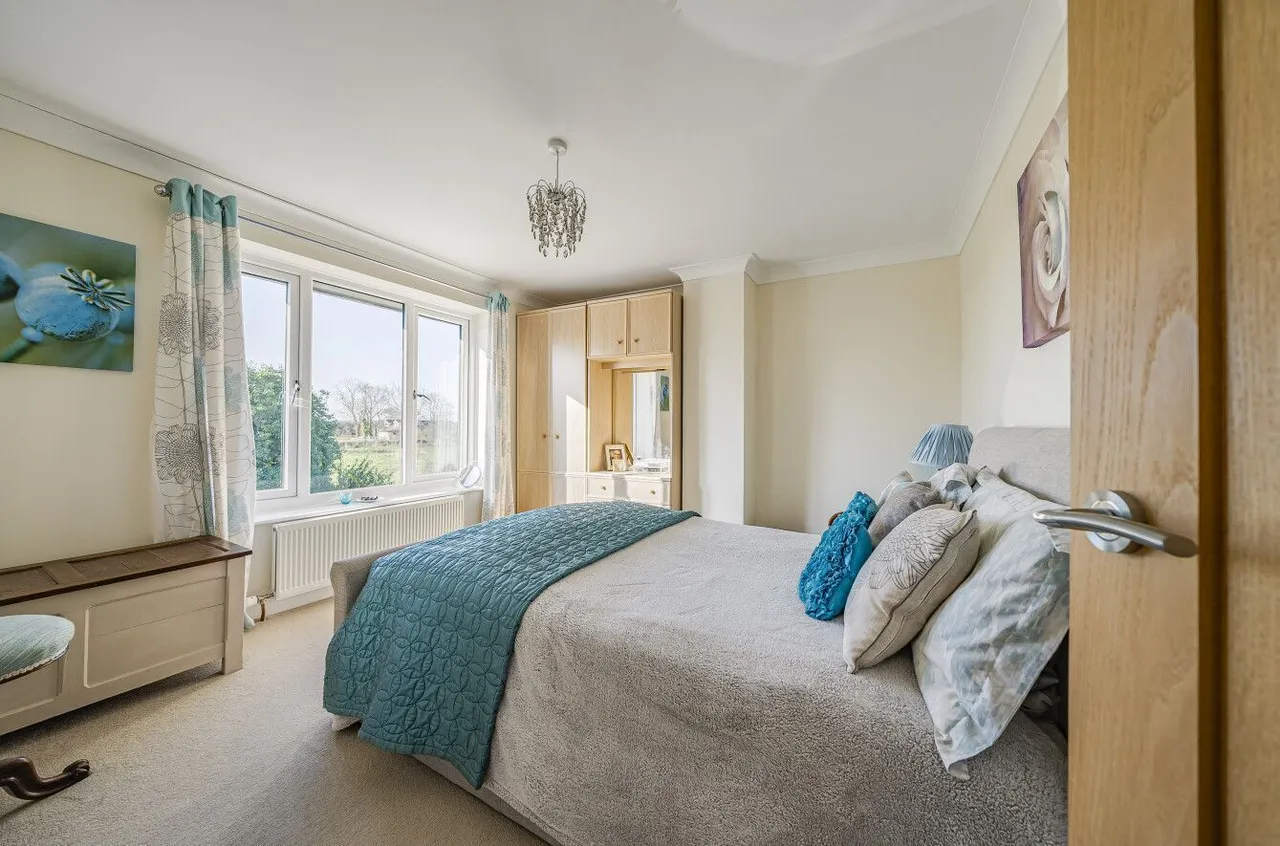 Brent Street, Brent Knoll, TA9, photo 15