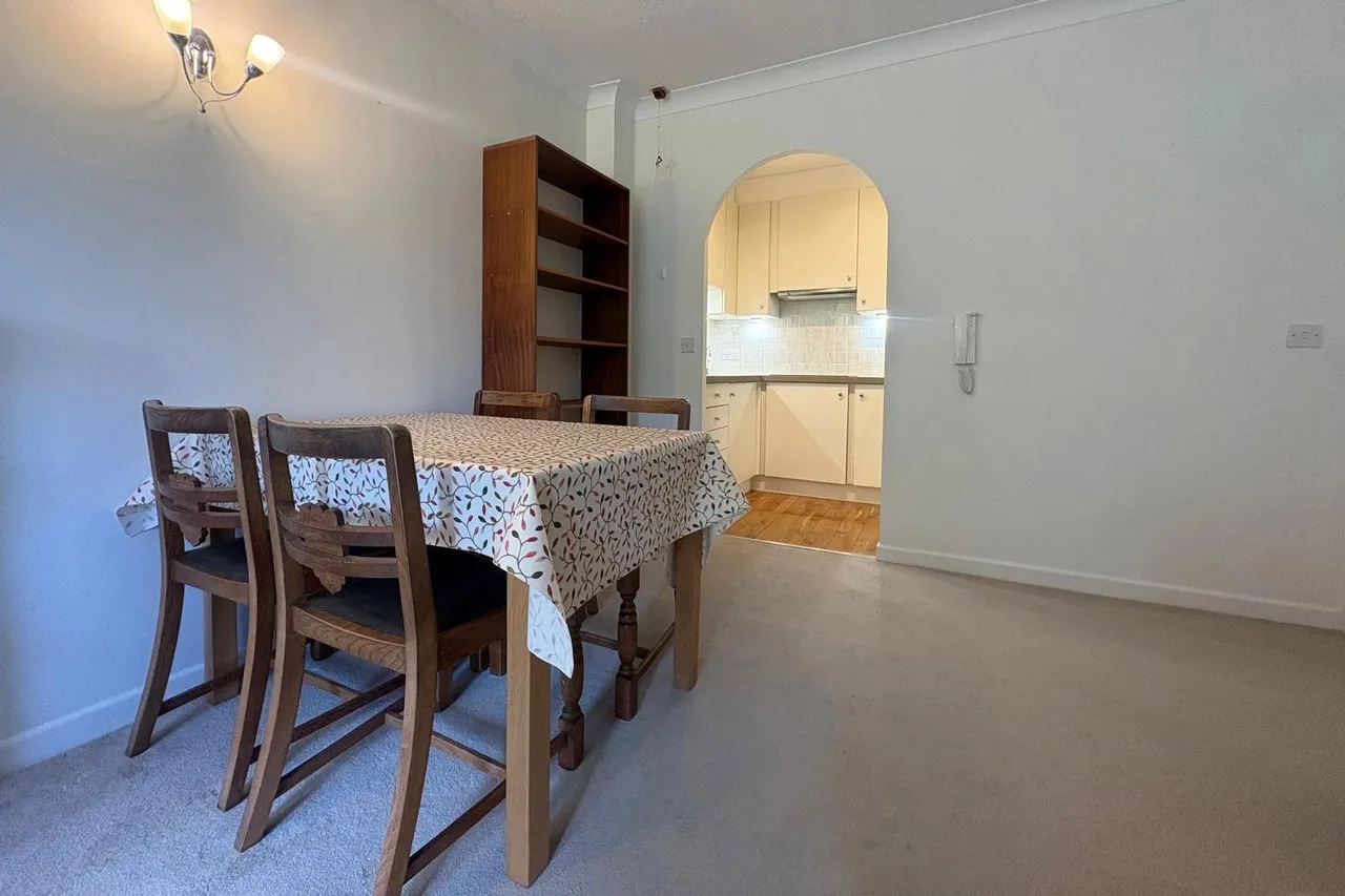 South Street, Farnham, Surrey, GU9 7RU, photo 7