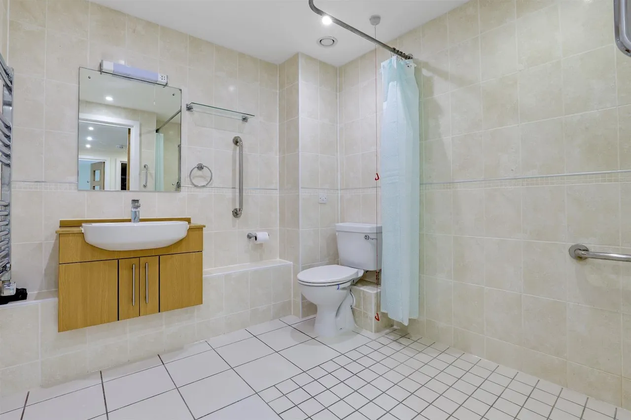 Shotfield, Wallington, SM6, photo 8