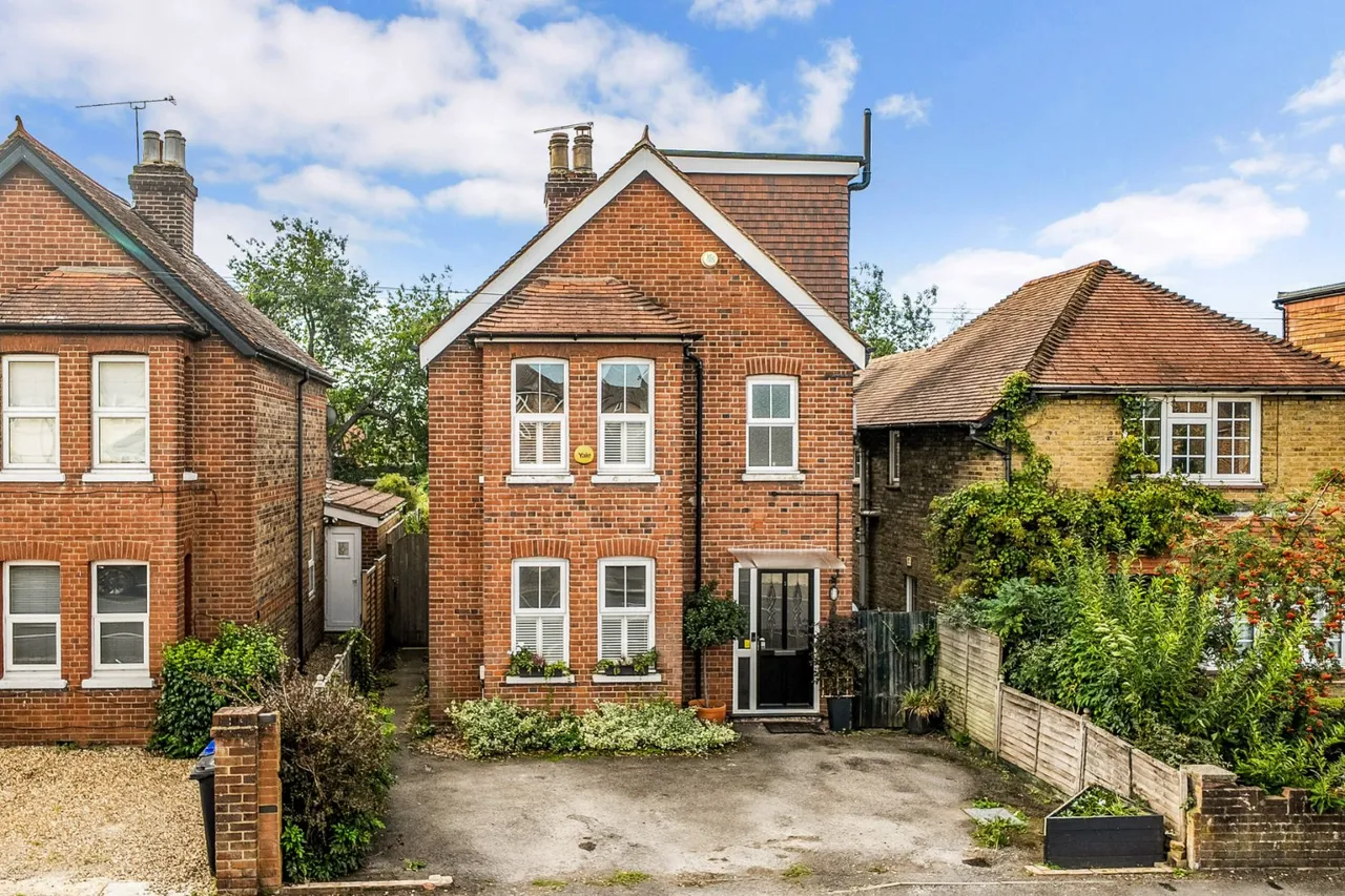 4 bed eastfield road, burnham,sl1 for sale, Burnham, Buckinghamshire