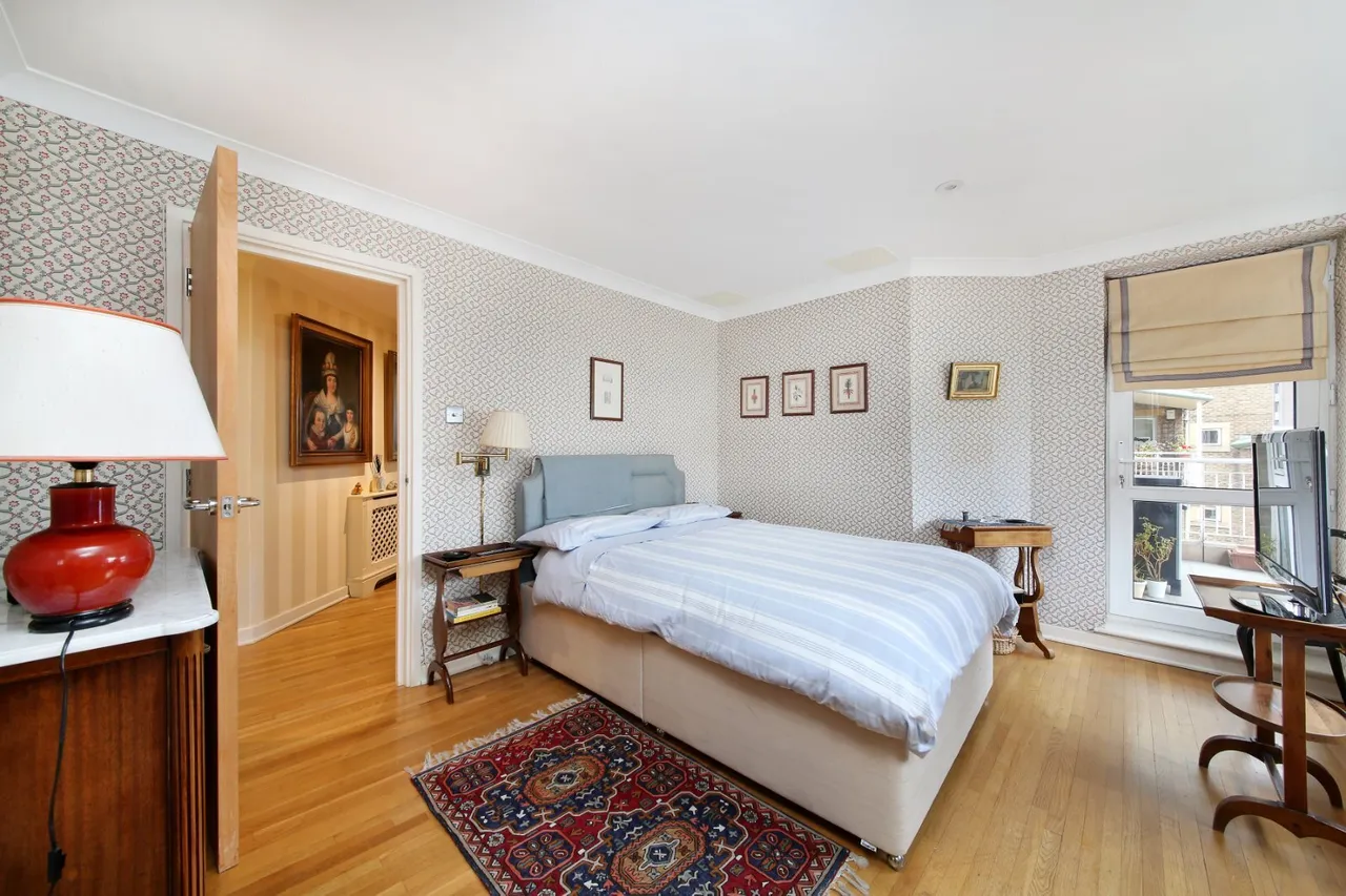 Chatfield Road, London, SW11, photo 11