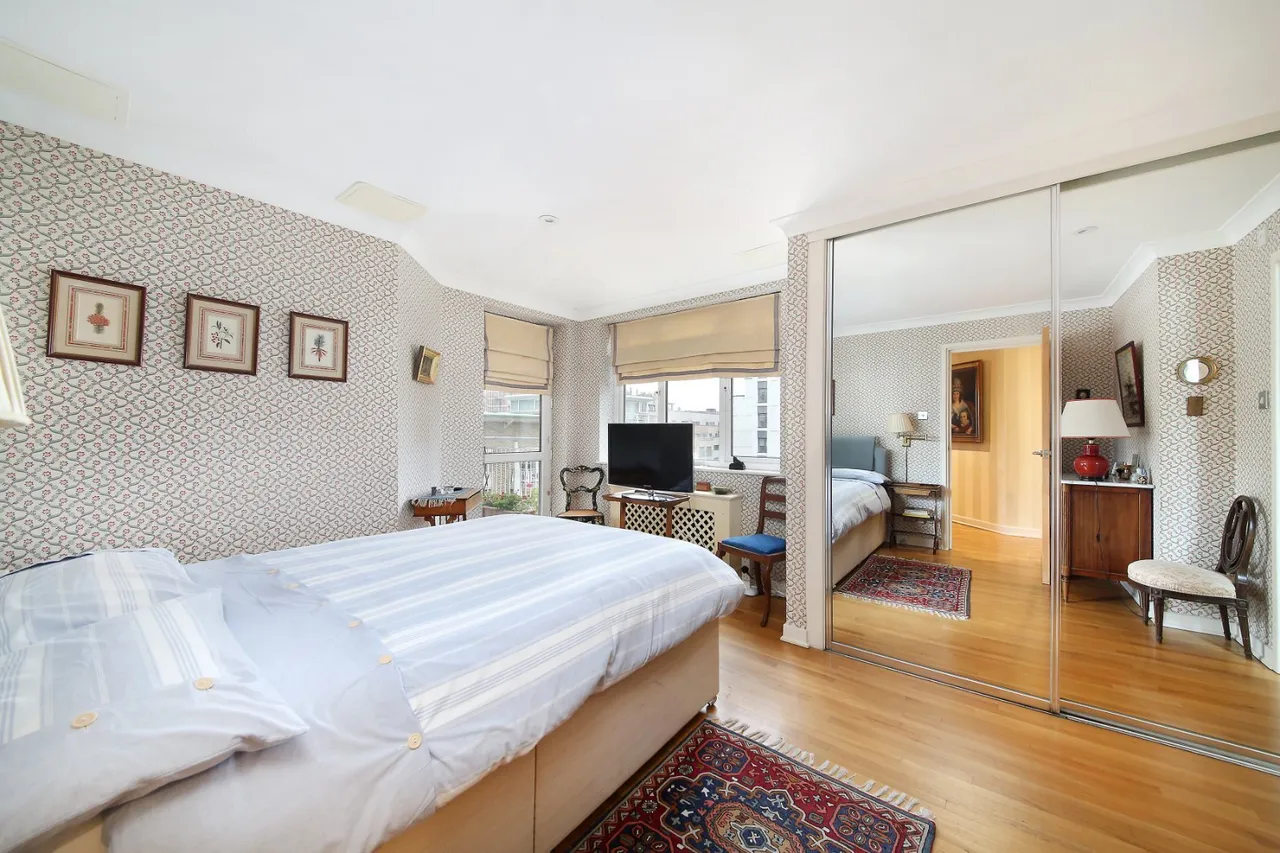 Chatfield Road, London, SW11, photo 5