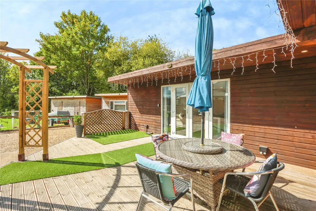 5 bed house for sale, Jubilee Hill, Woodlands, BH21