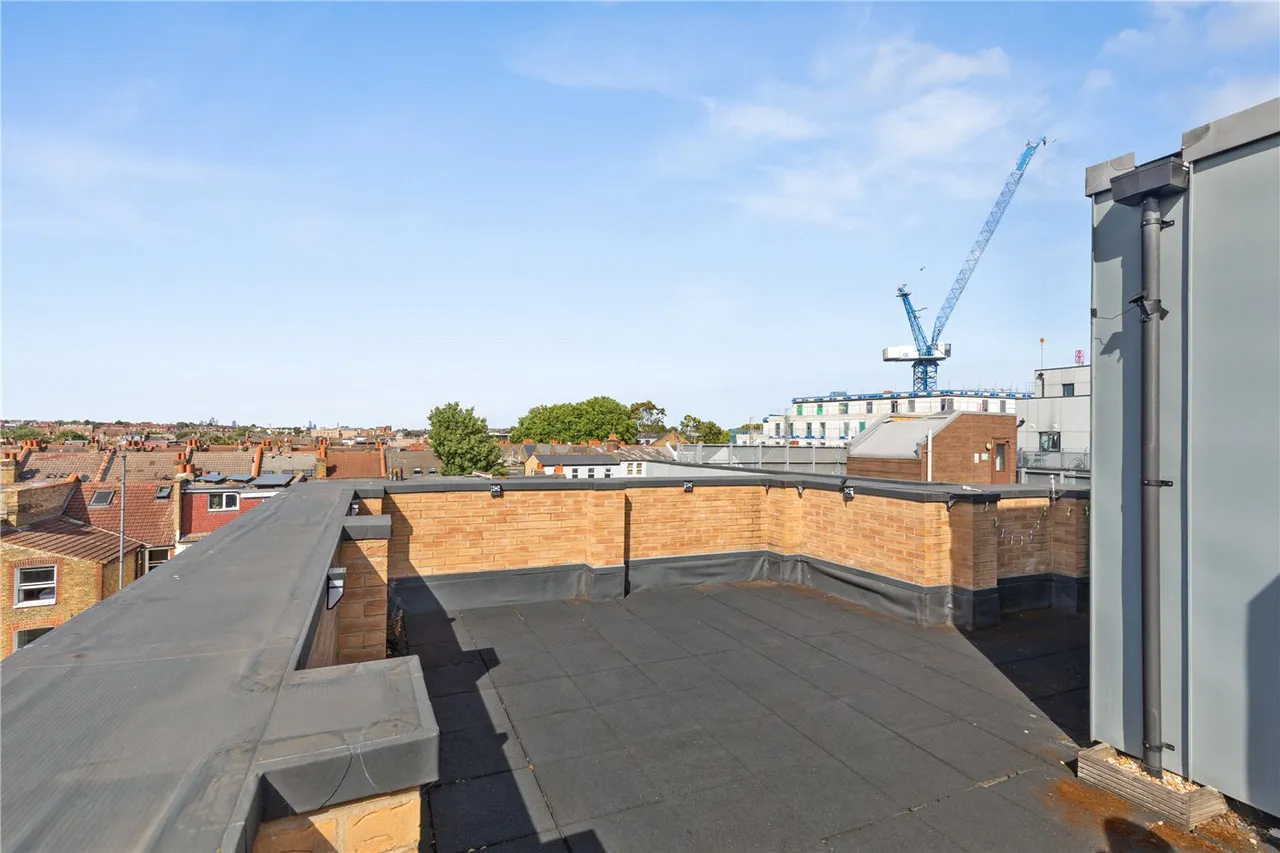 Recovery Street, London, SW17, photo 10
