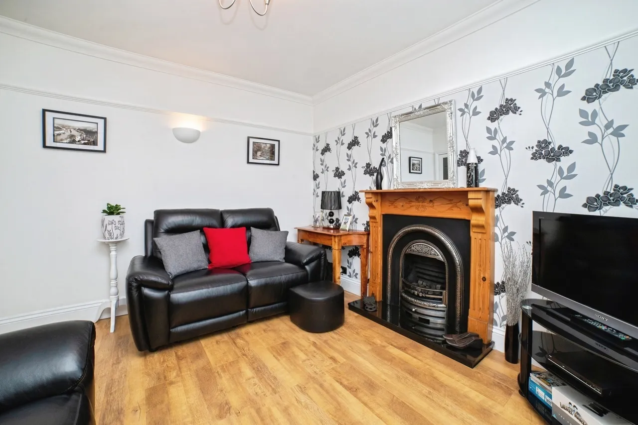 Eakring Road, Mansfield, Nottinghamshire, NG18, photo 7