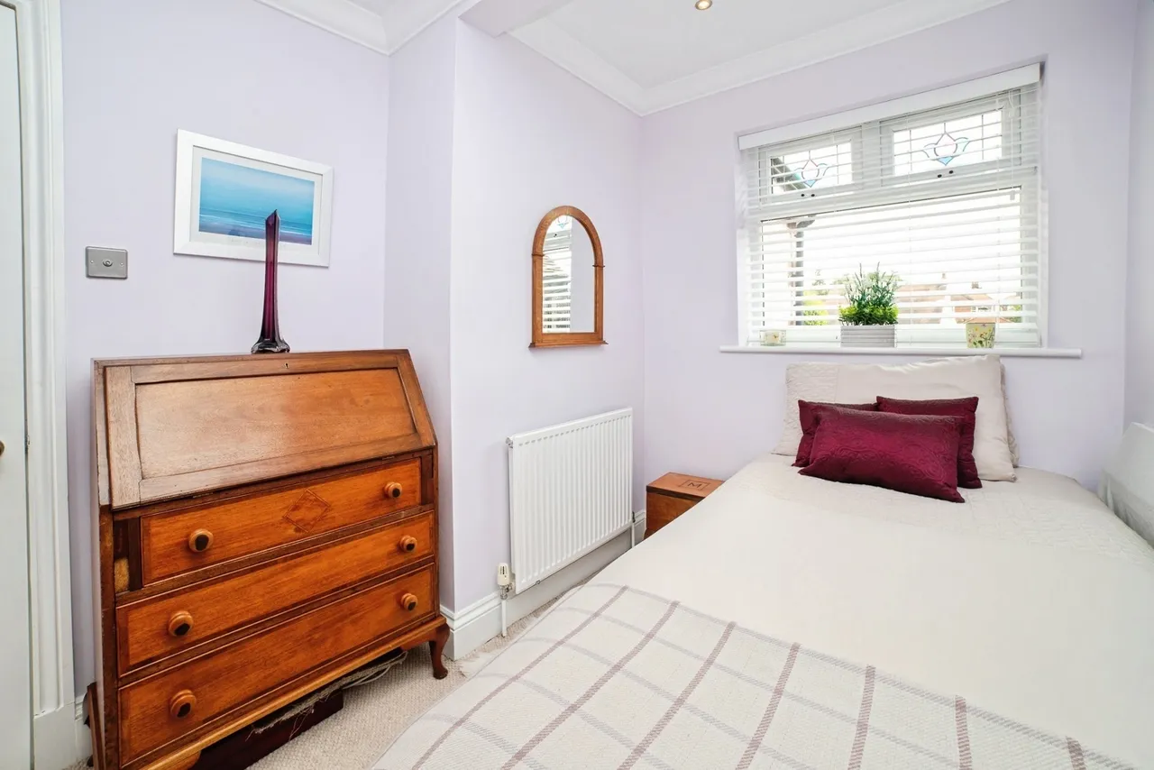 Eakring Road, Mansfield, Nottinghamshire, NG18, photo 33