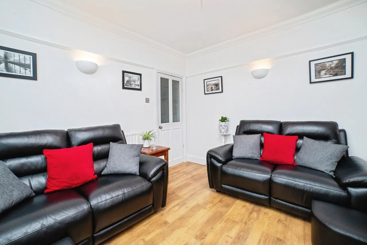 Eakring Road, Mansfield, Nottinghamshire, NG18, photo 8