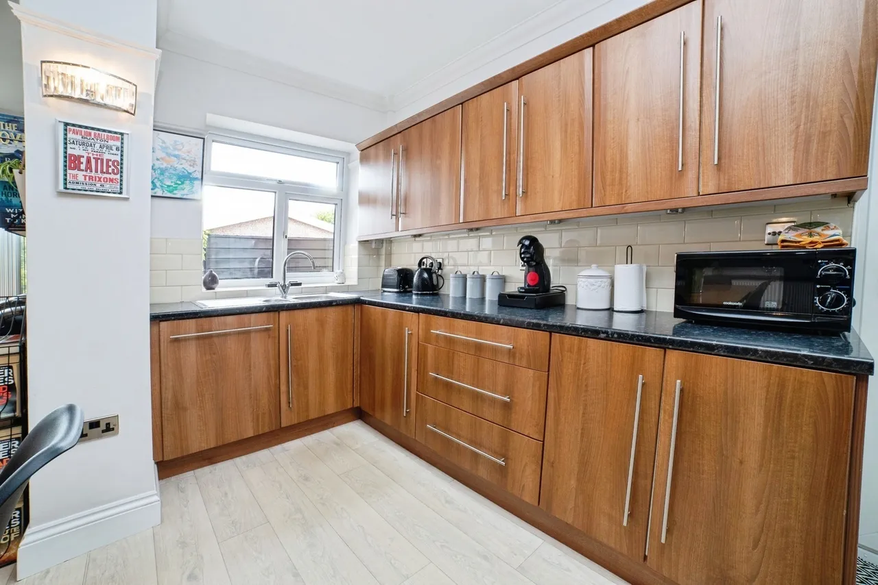 Eakring Road, Mansfield, Nottinghamshire, NG18, photo 11