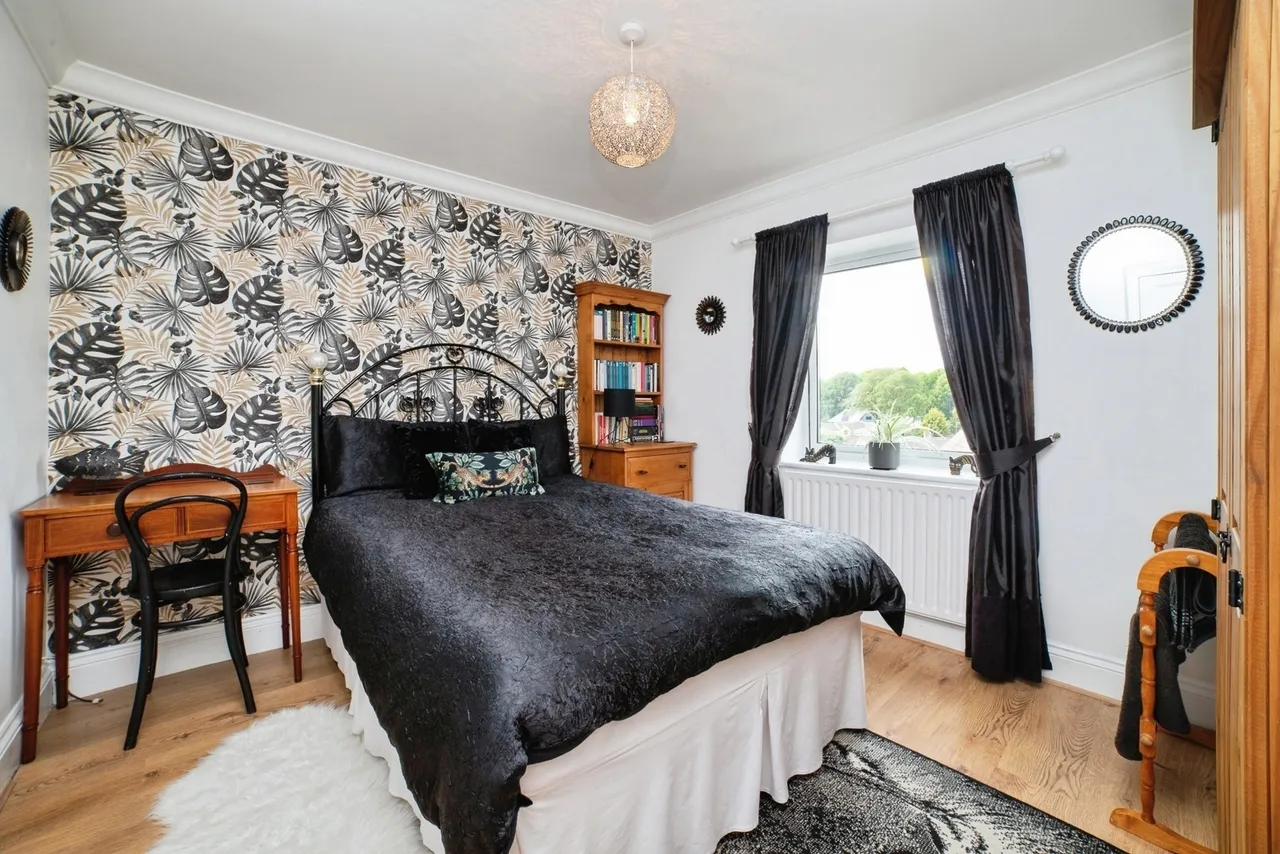 Eakring Road, Mansfield, Nottinghamshire, NG18, photo 29