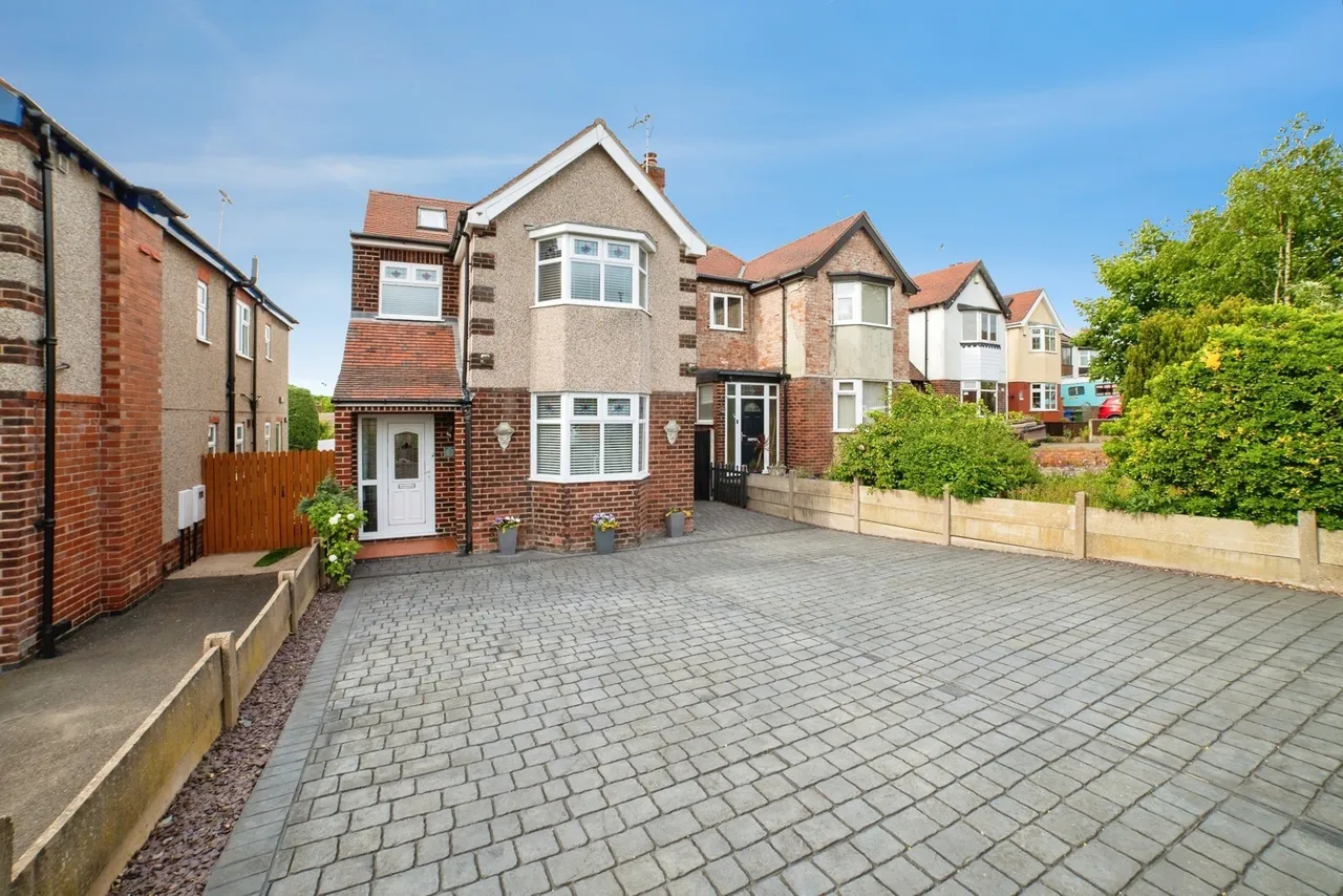Eakring Road, Mansfield, Nottinghamshire, NG18, photo 39