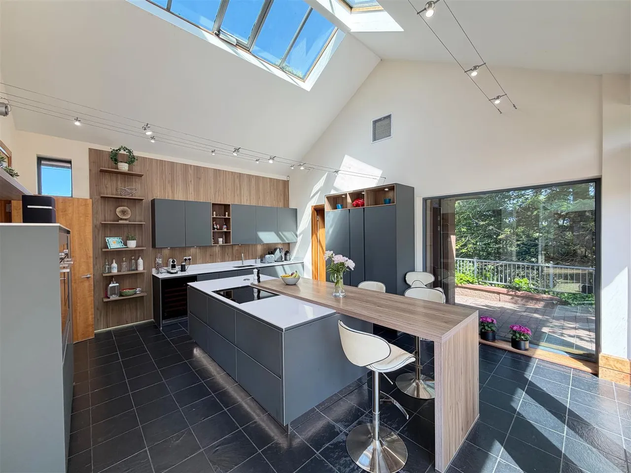 The Glebe, Bothwell, South Lanarkshire, G71 8AG, photo 17