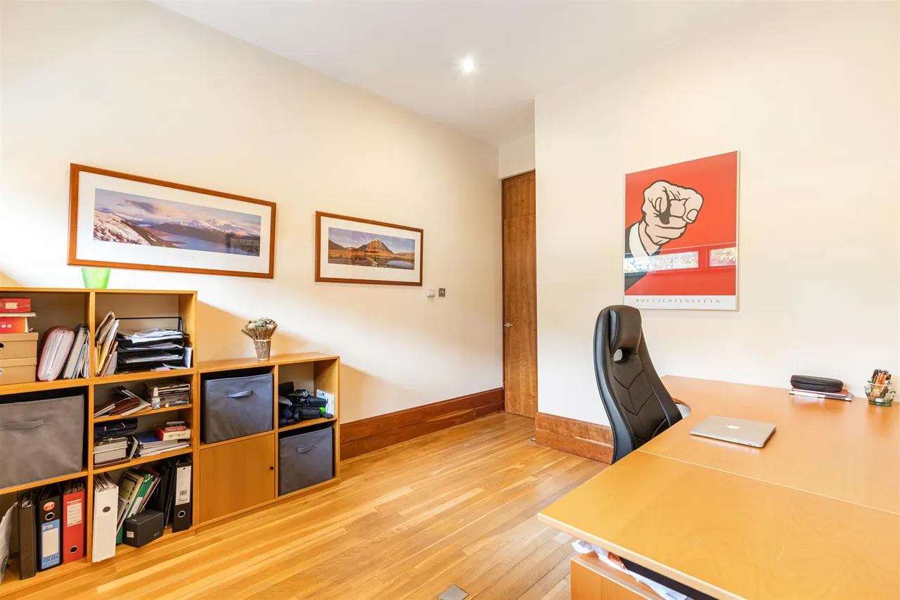 The Glebe, Bothwell, South Lanarkshire, G71 8AG, photo 11