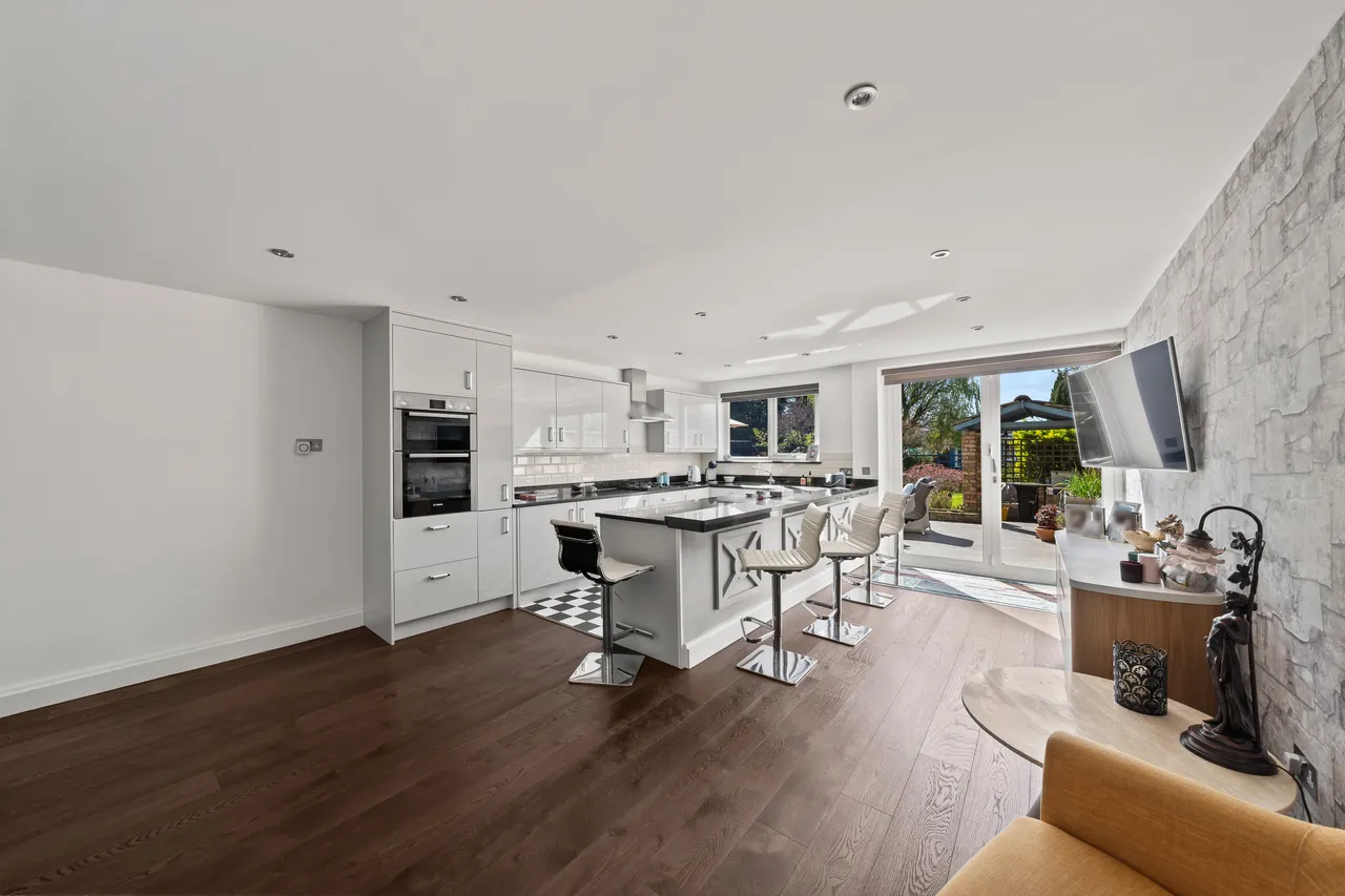 Beverley Road, Worcester Park, KT4, photo 7