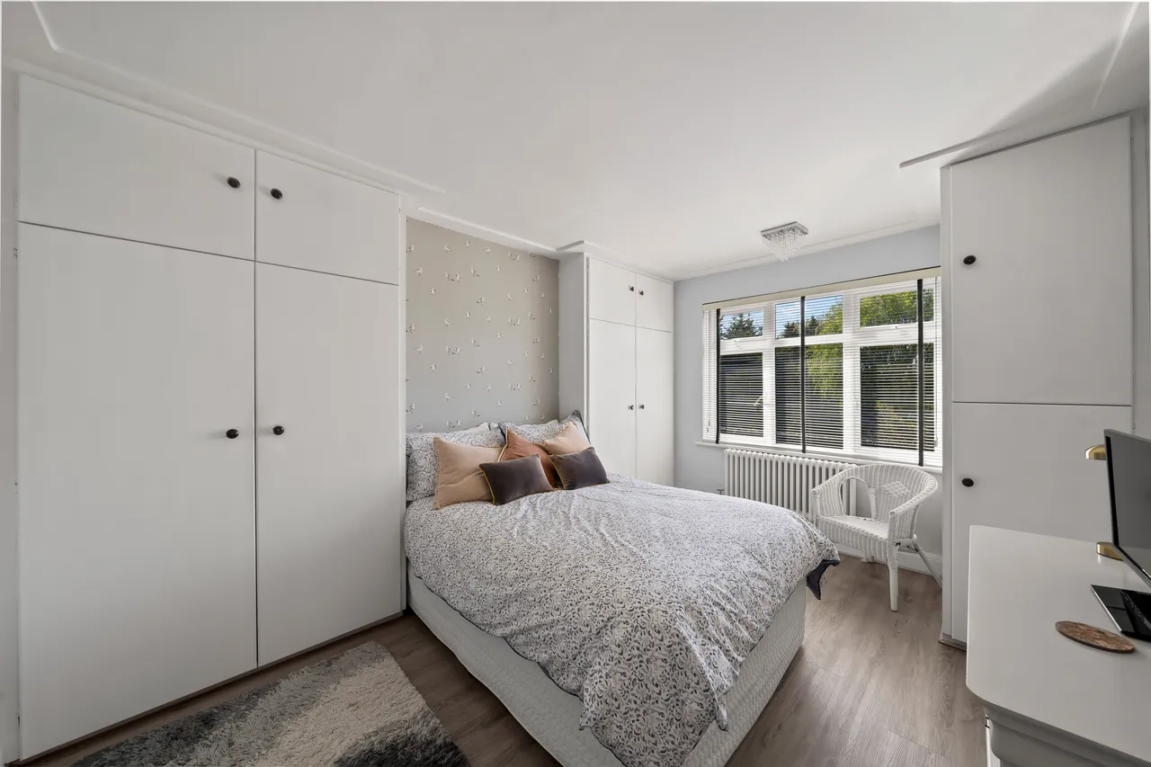 Beverley Road, Worcester Park, KT4, photo 12