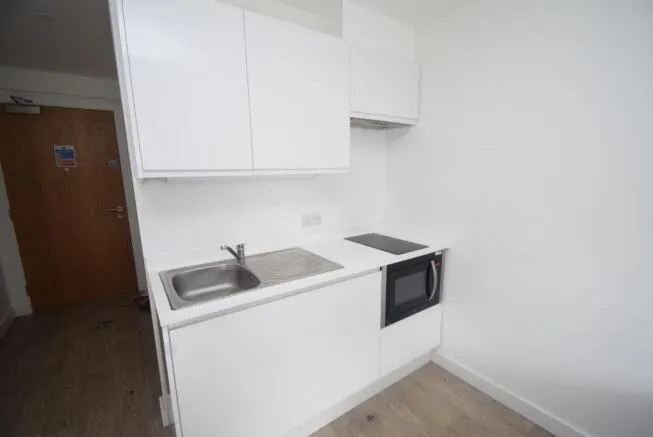 1 bed flat to rent, London Road, Newcastle-Under-Lyme, ST5