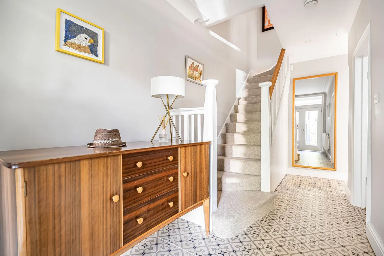Priory Road, N8, photo 5