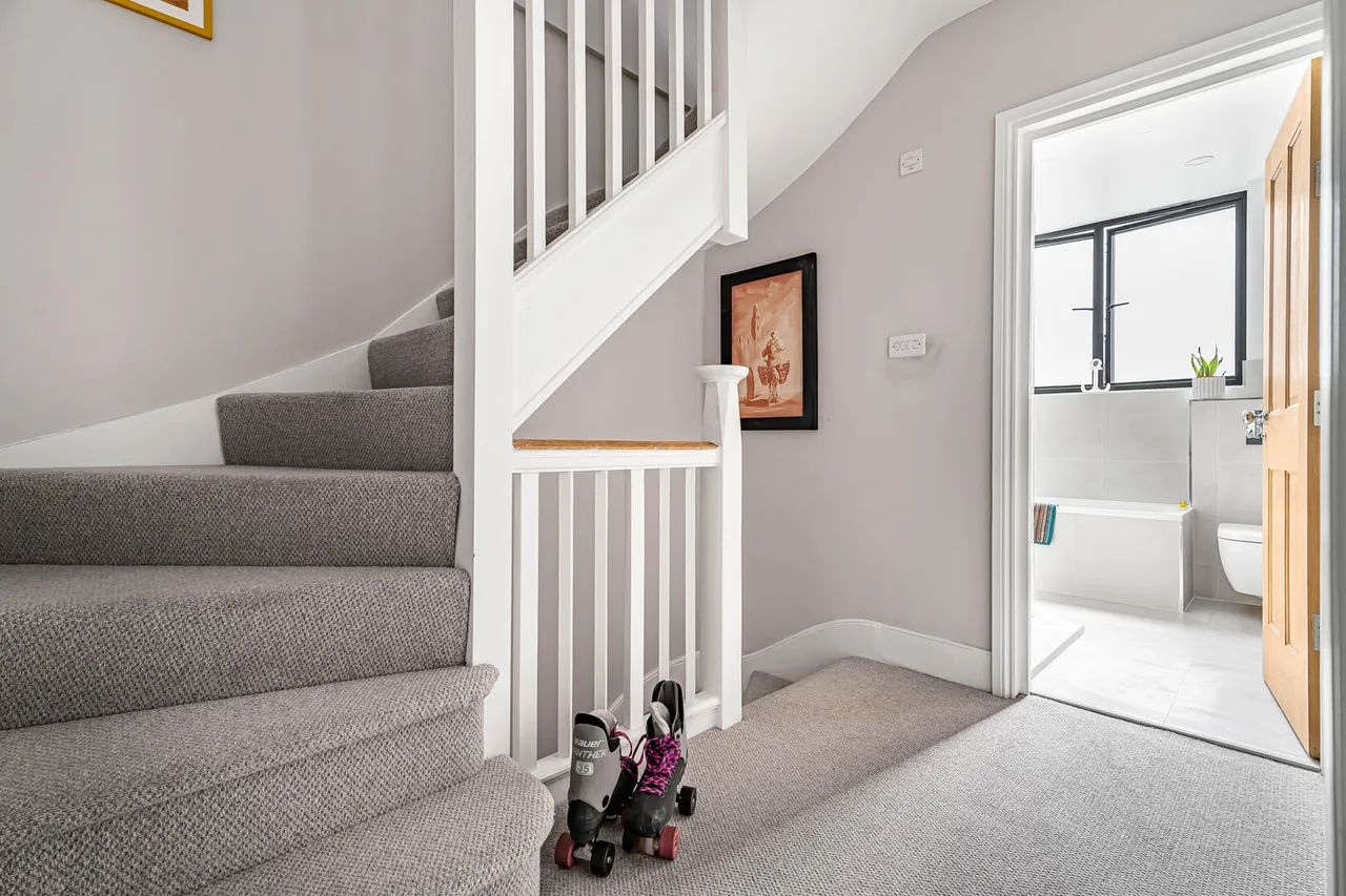 Priory Road, N8, photo 14