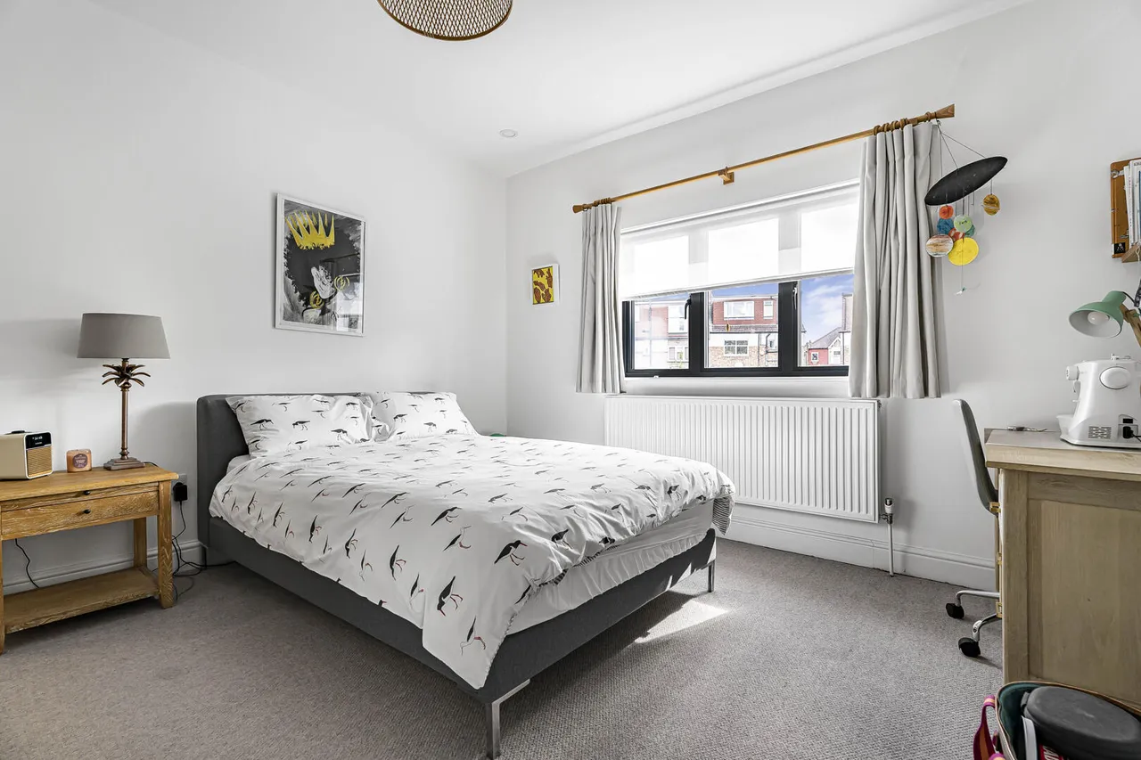Priory Road, N8, photo 12