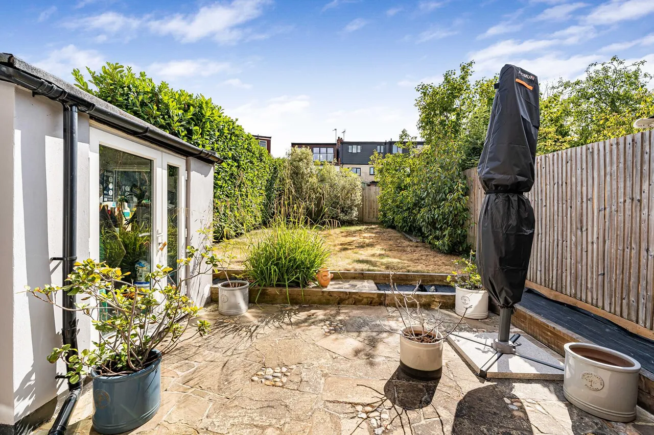 Priory Road, N8, photo 9