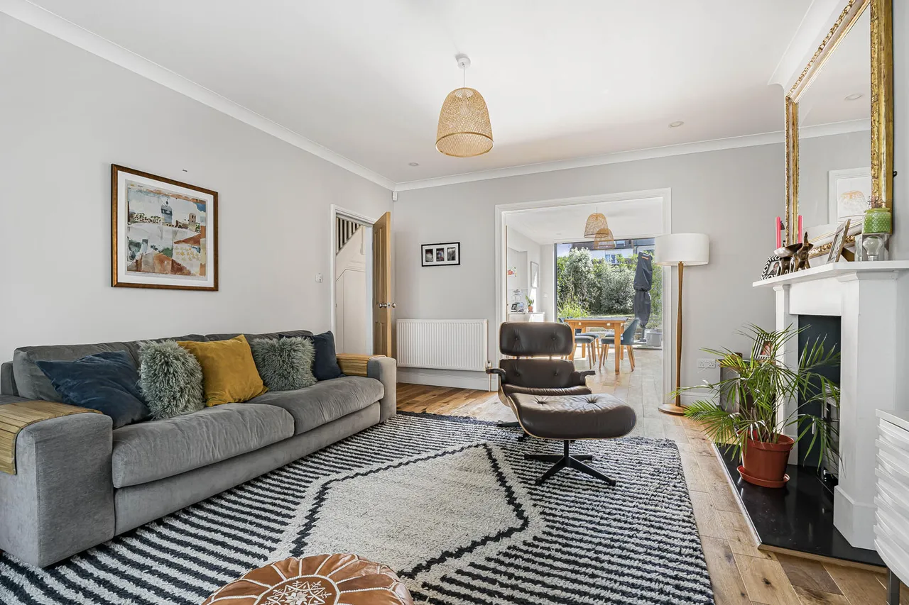 Priory Road, N8, photo 15