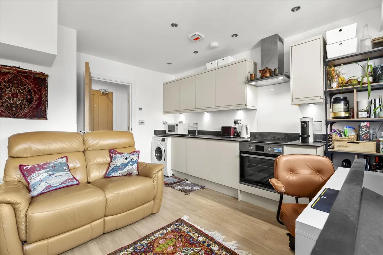 Bellfield Road, High Wycombe, HP13, photo 6