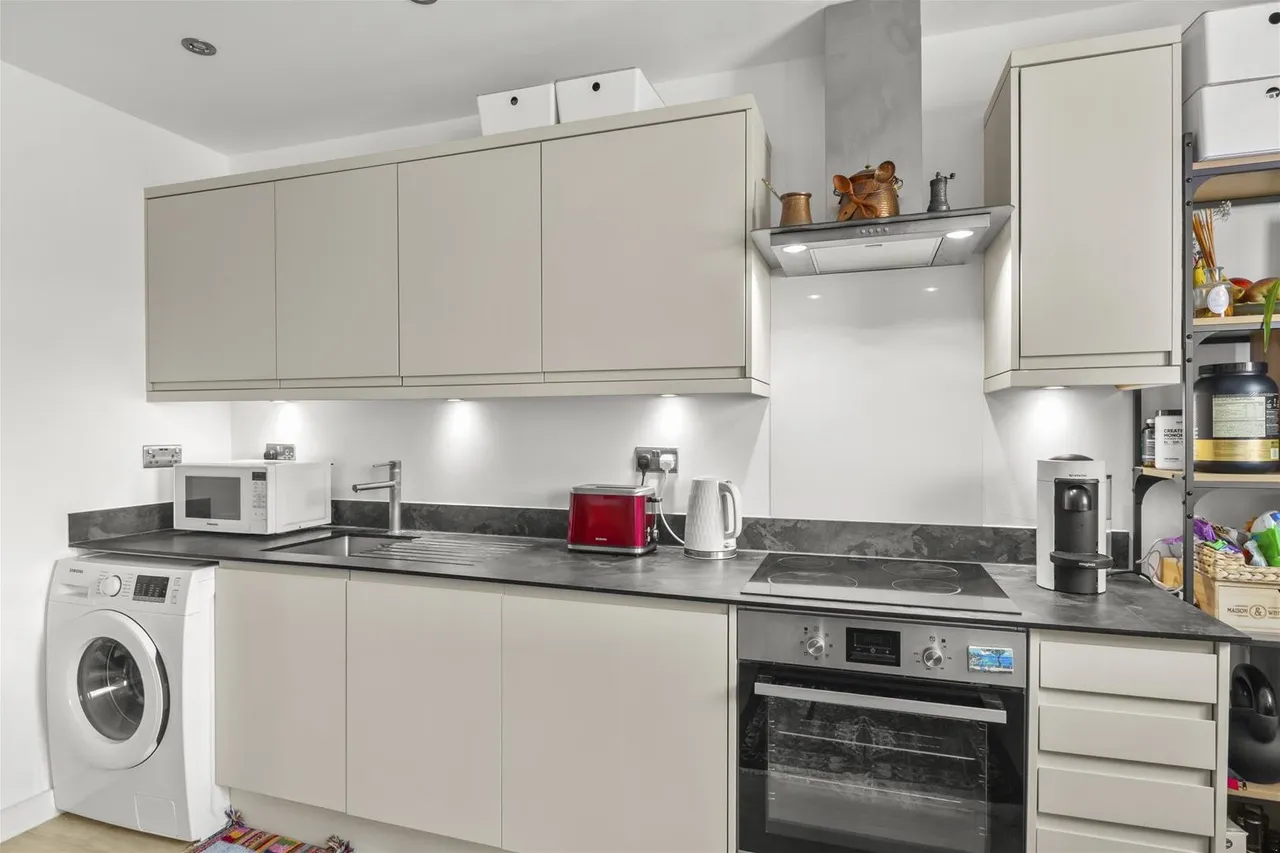 Bellfield Road, High Wycombe, HP13, photo 7