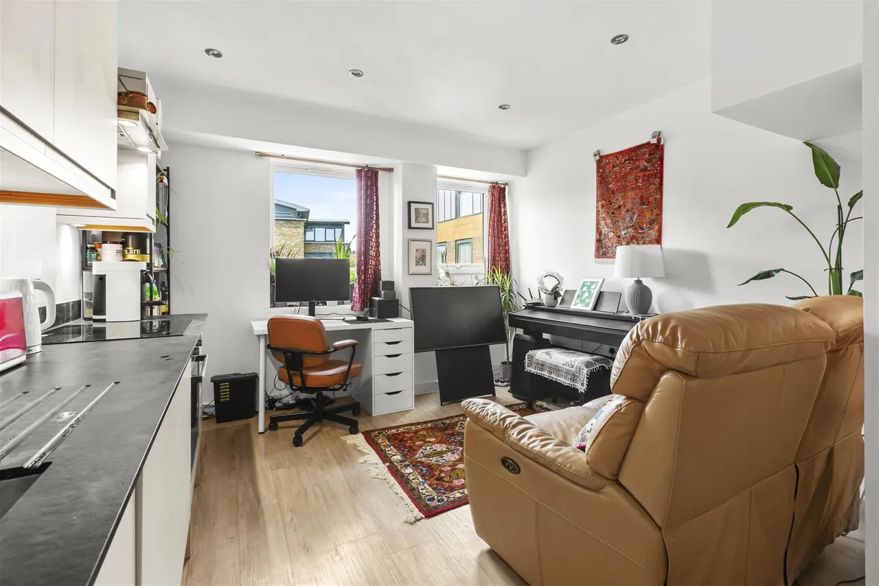 Bellfield Road, High Wycombe, HP13, photo 5