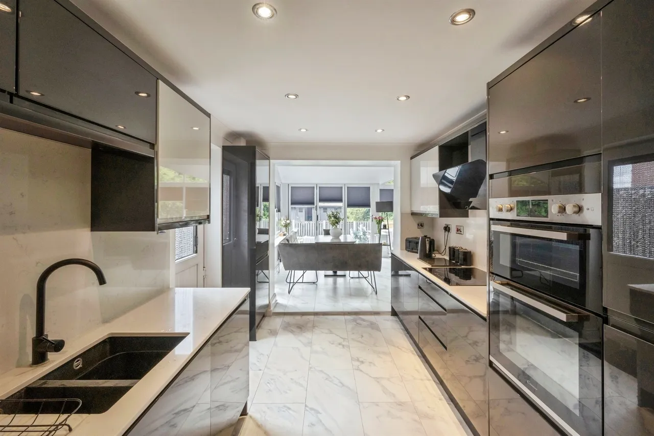 The Avenue, Harlington, DN5, photo 6