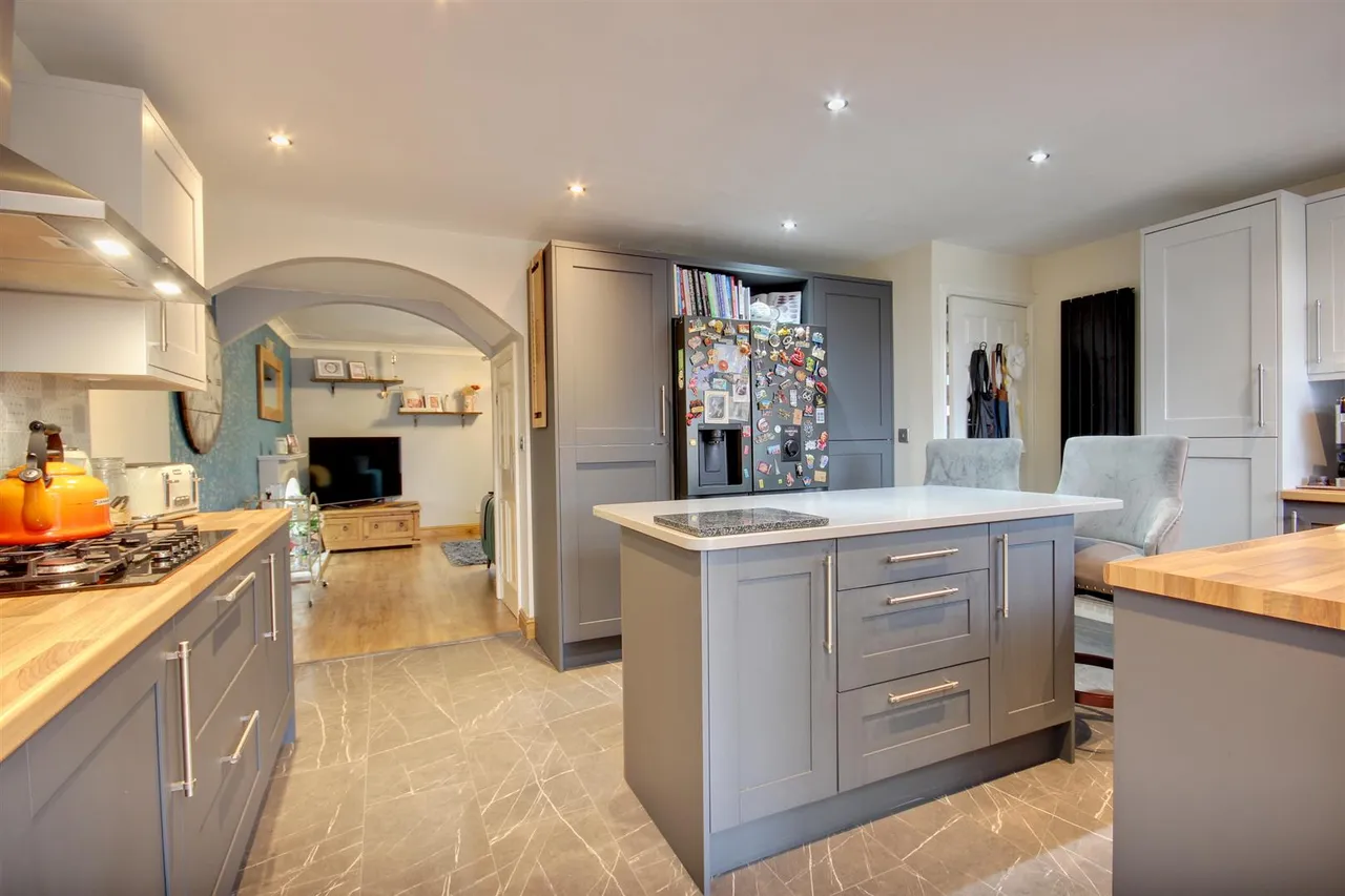 Beverley Road, Willerby, photo 4