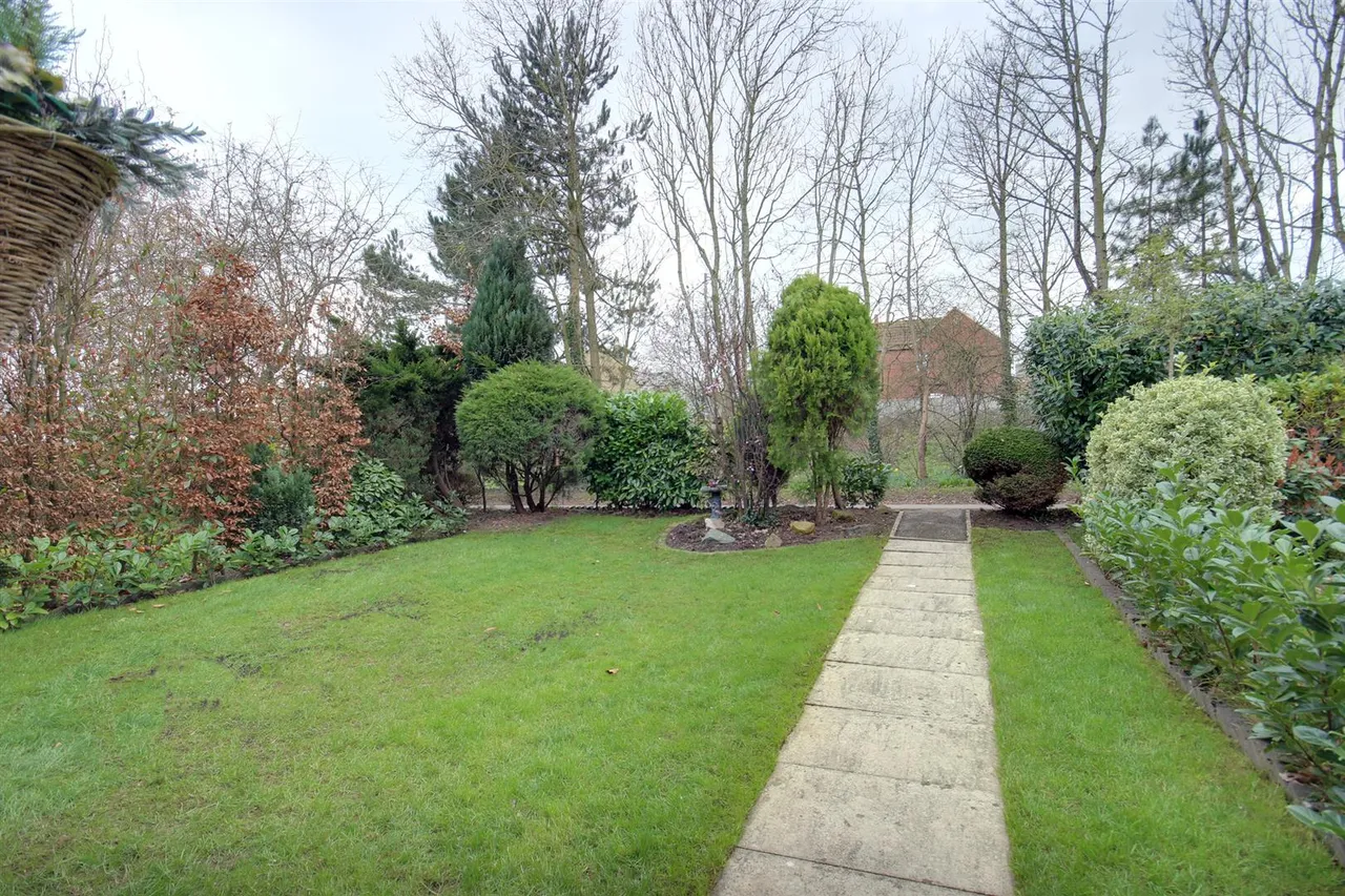 Beverley Road, Willerby, photo 13