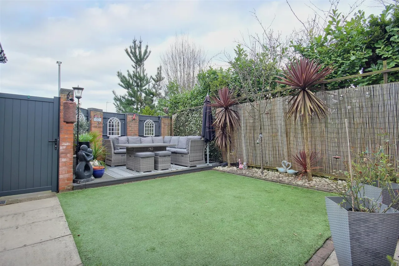 Beverley Road, Willerby, photo 11