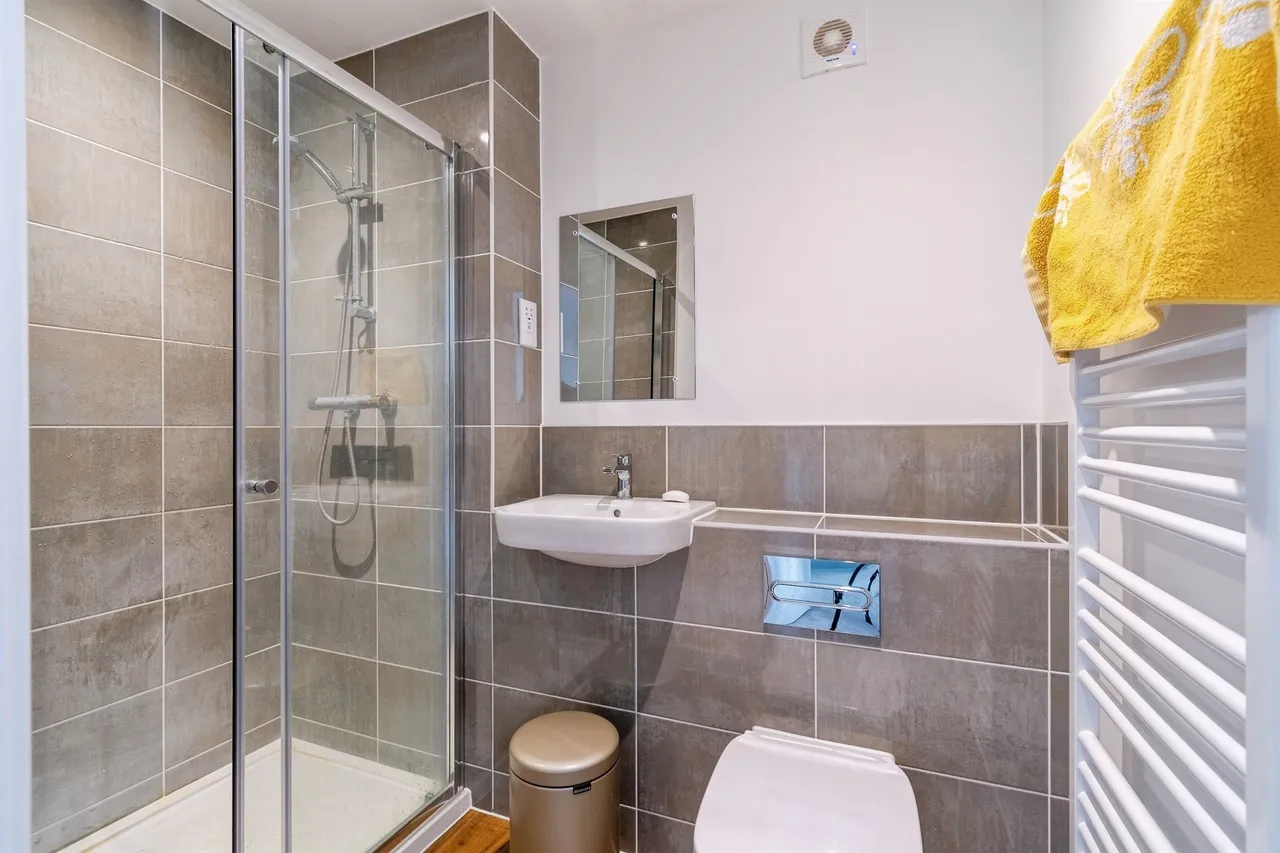 Wiltshire Drive, Patterdown, Chippenham, photo 10