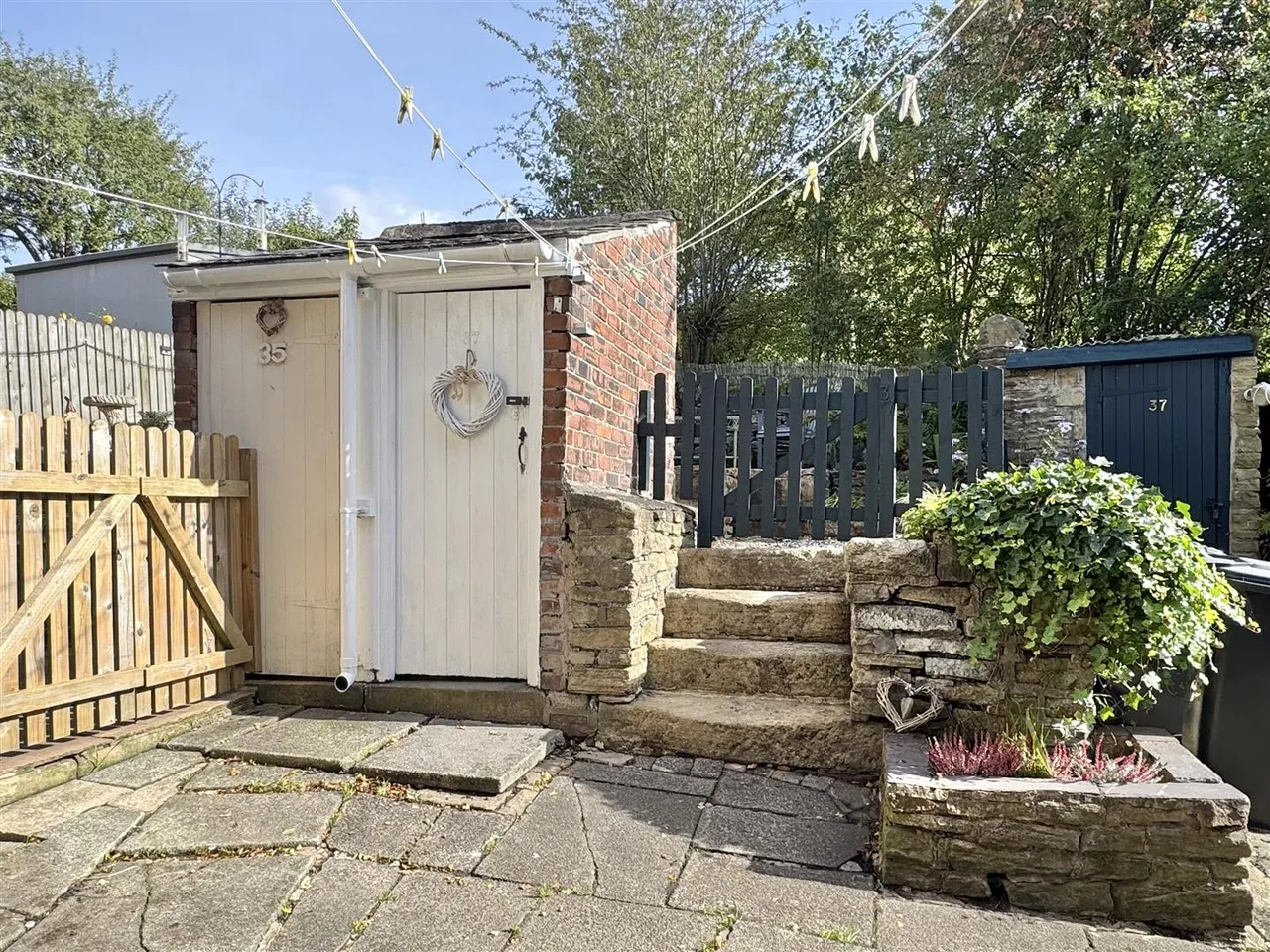 New Road, Tintwistle, SK13, photo 13
