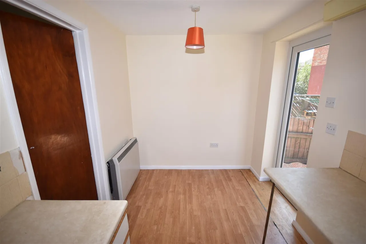 Elizabeth Court, Sleaford, photo 4