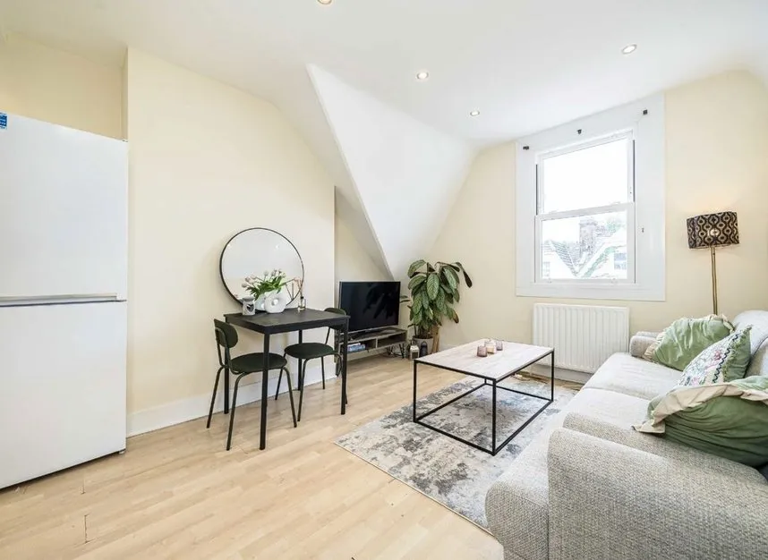 Romola Road, Herne Hill, SE24, photo 3