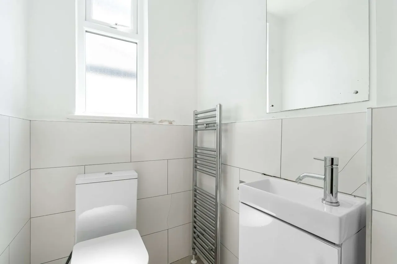 Corringway, London, W5 3HA, photo 11