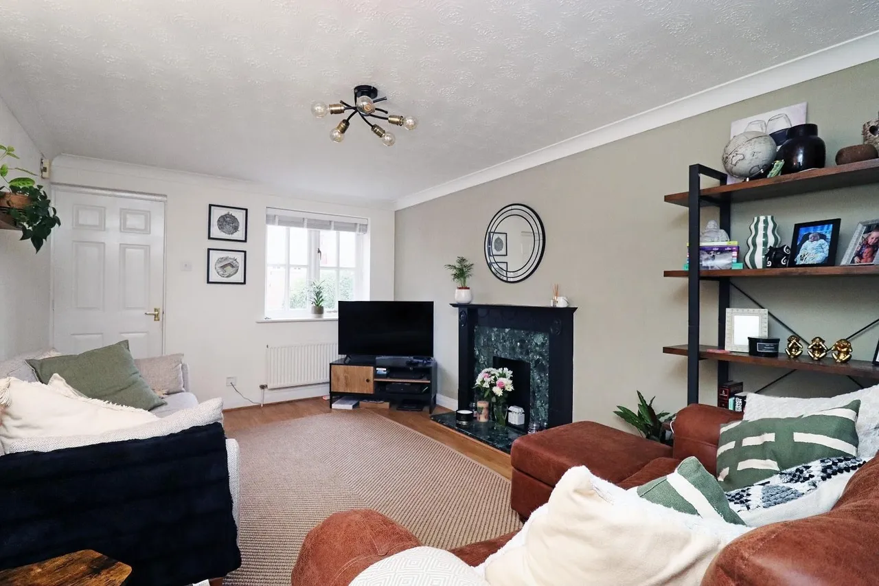 St. James Court, Altrincham, Cheshire WA15 8FG, photo 4