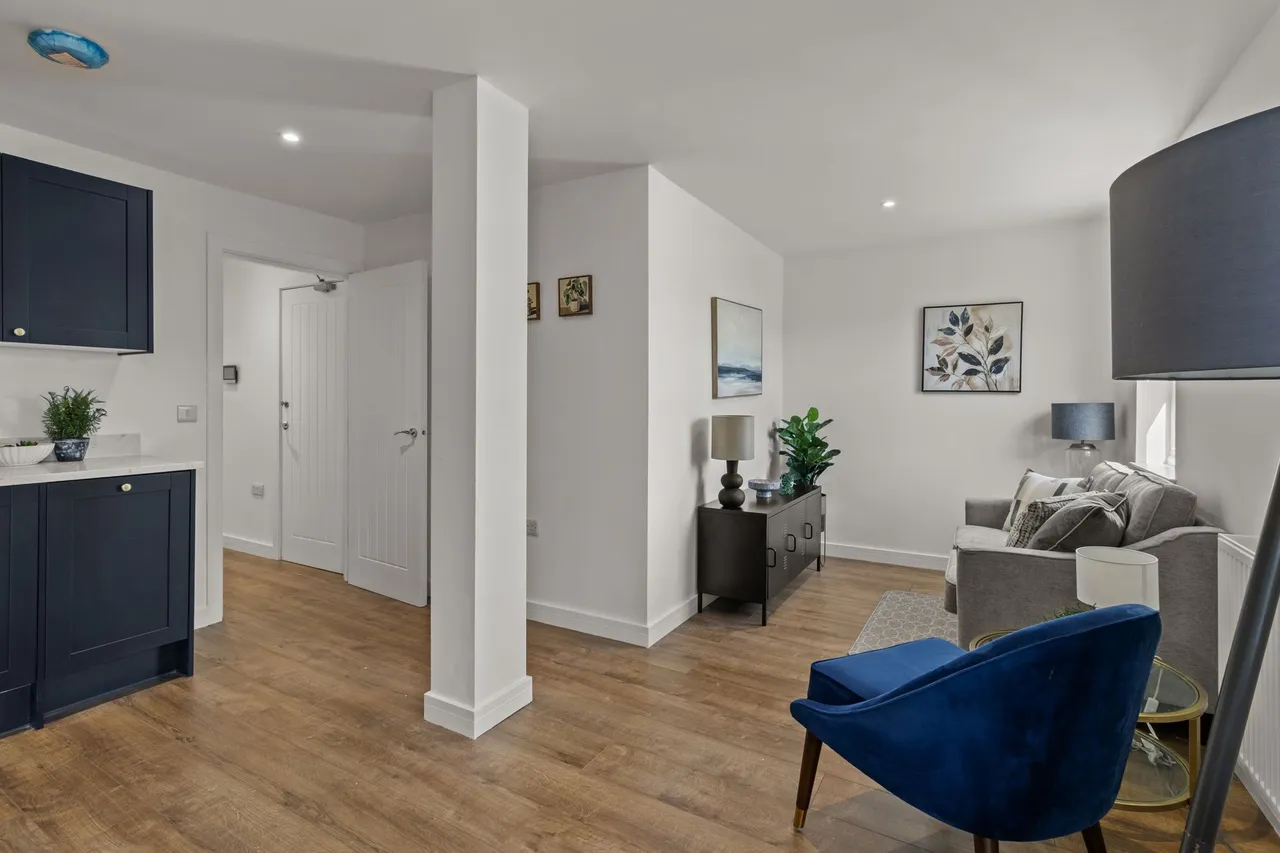 Boltro Road, Haywards Heath, RH16, photo 5