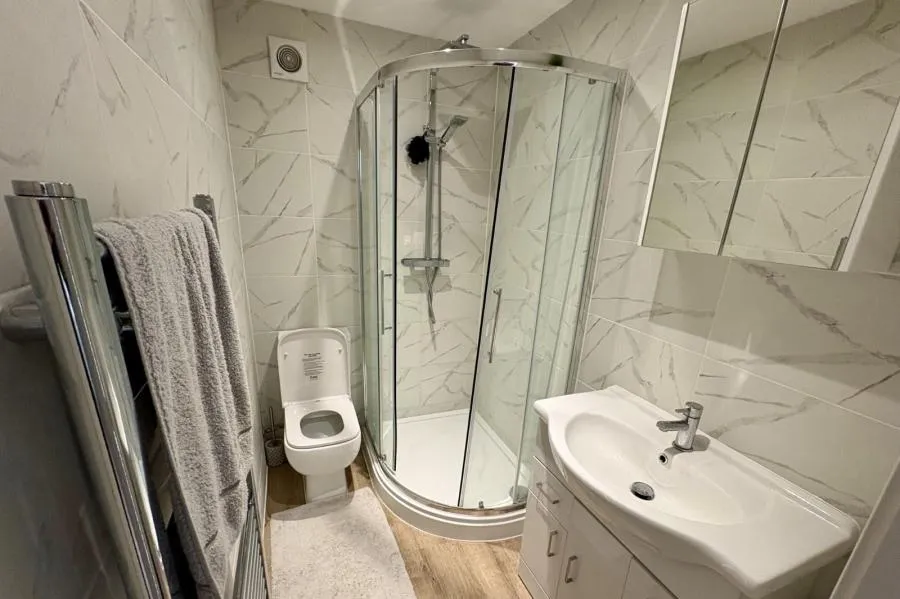 Reading Road, Winnersh, RG41, photo 8