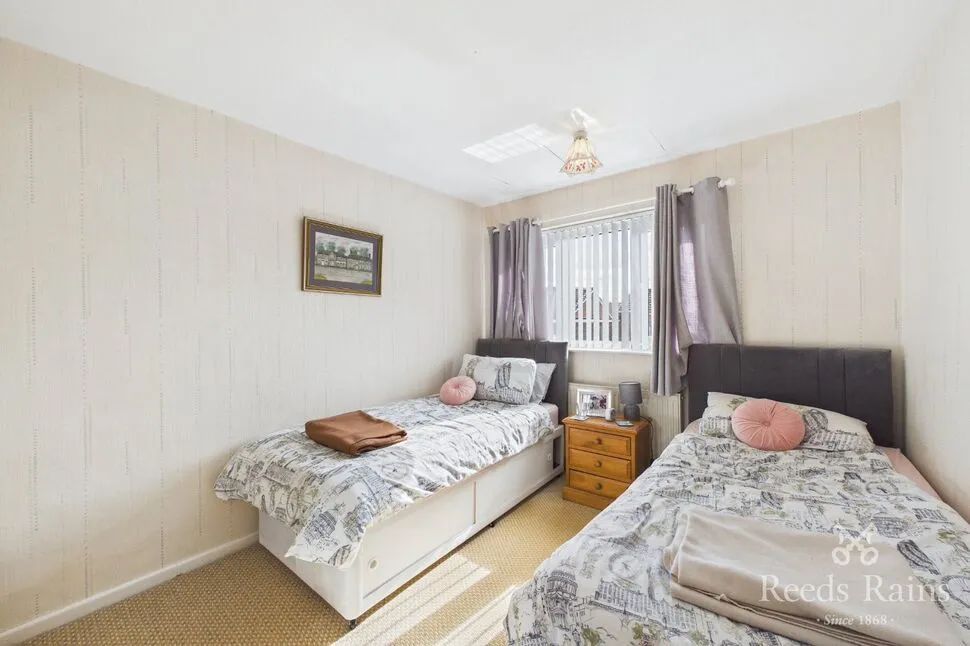 Newton Drive, Wakefield, WF1, photo 7