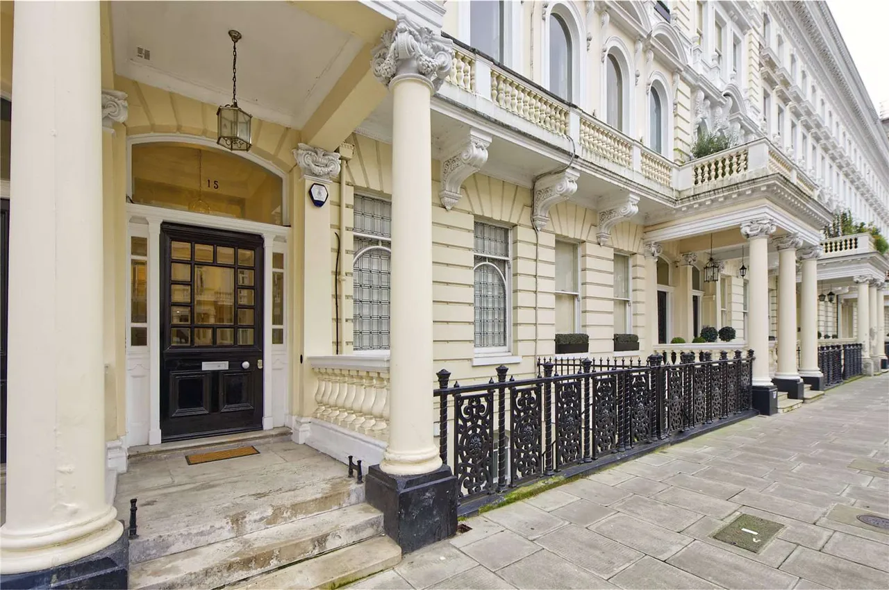 Queen's Gate Terrace, London, SW7 5PR, photo 2
