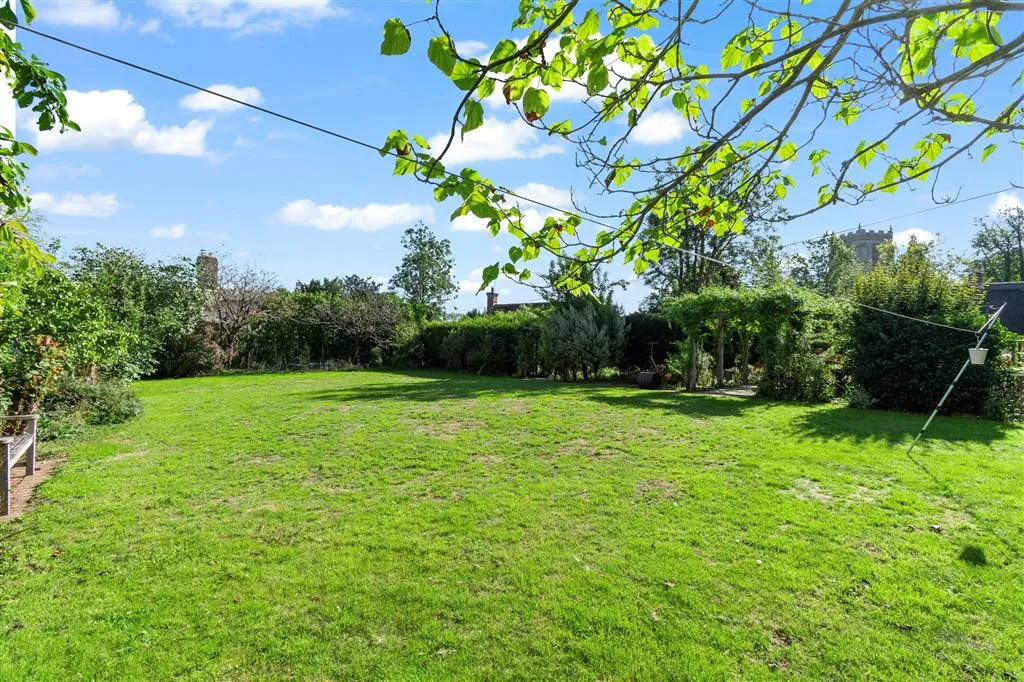 Church Road, Glatton, PE28, photo 3